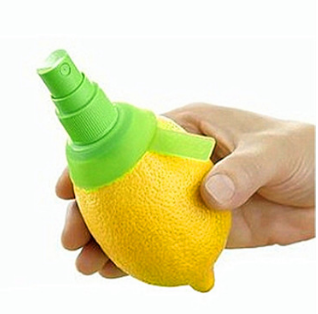 厂家直销快乐大本营推荐手动柠檬水果喷雾器榨汁器迷你果汁喷汁器