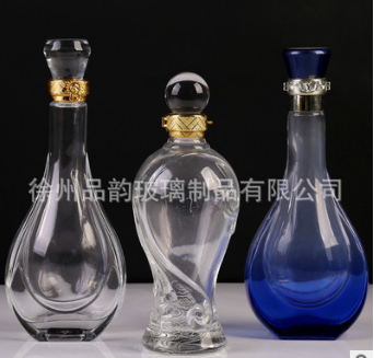 产地货源玻璃白酒瓶500ml圆高档厚底洋酒瓶新款玻璃盖子卡口酒瓶图片