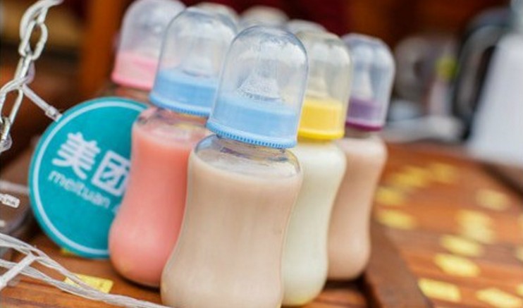 儿童牛奶杯婴儿玻璃牛奶瓶果汁瓶成人奶瓶杯可爱鲜奶瓶批发图片