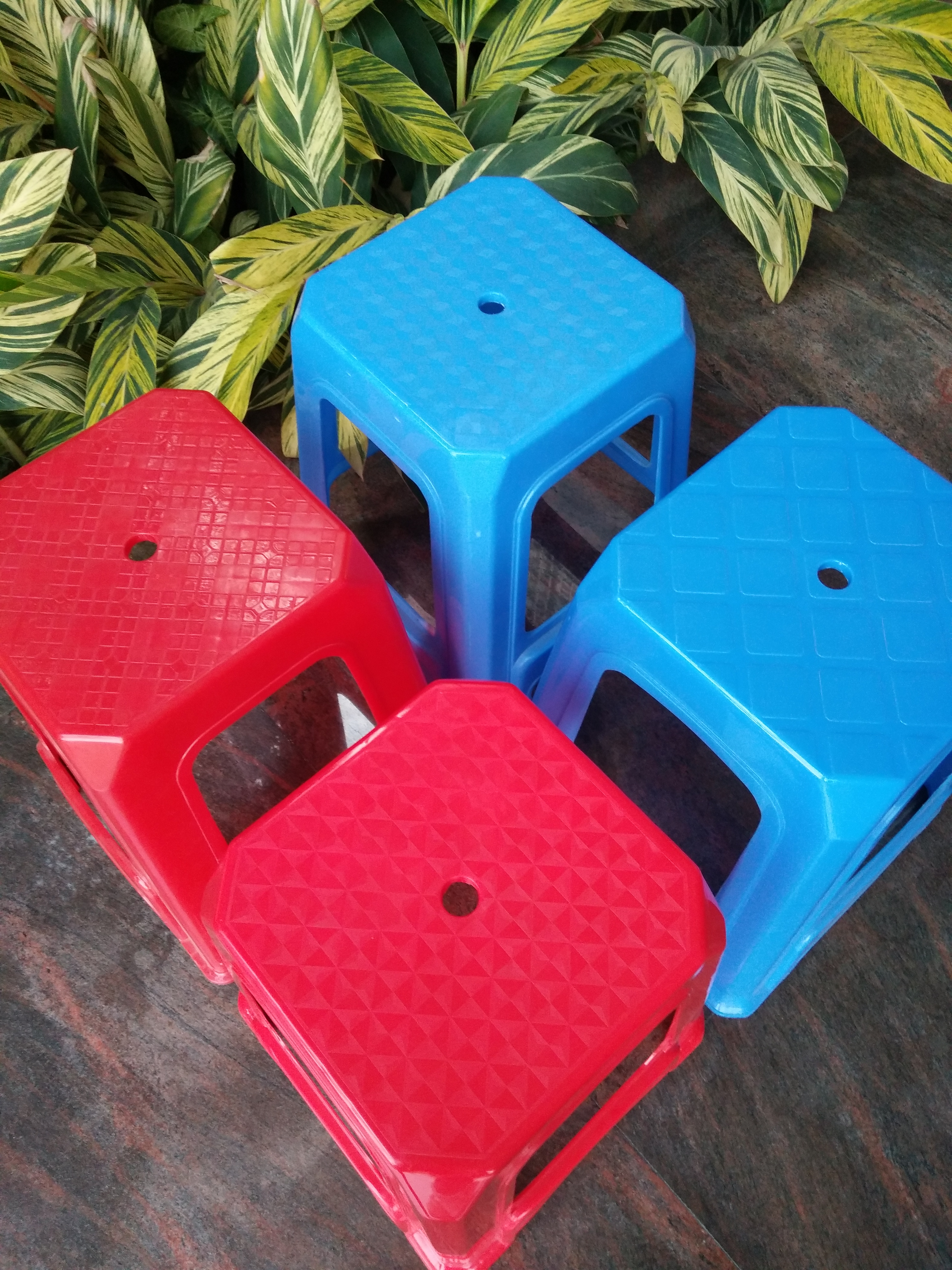 佛山红色塑料凳子生产厂家 红色塑胶凳子 红色方凳厂家直销 方凳