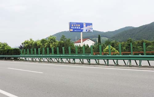 陕西单立柱户外广告位招商丨西汉段汉中东收费站西侧图片