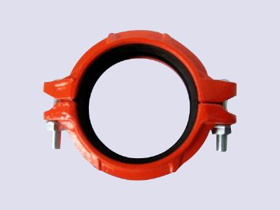 潍坊刚性接头是连接带沟槽的管件、阀门以及管路配件的一种连接装置 潍坊沟槽卡箍