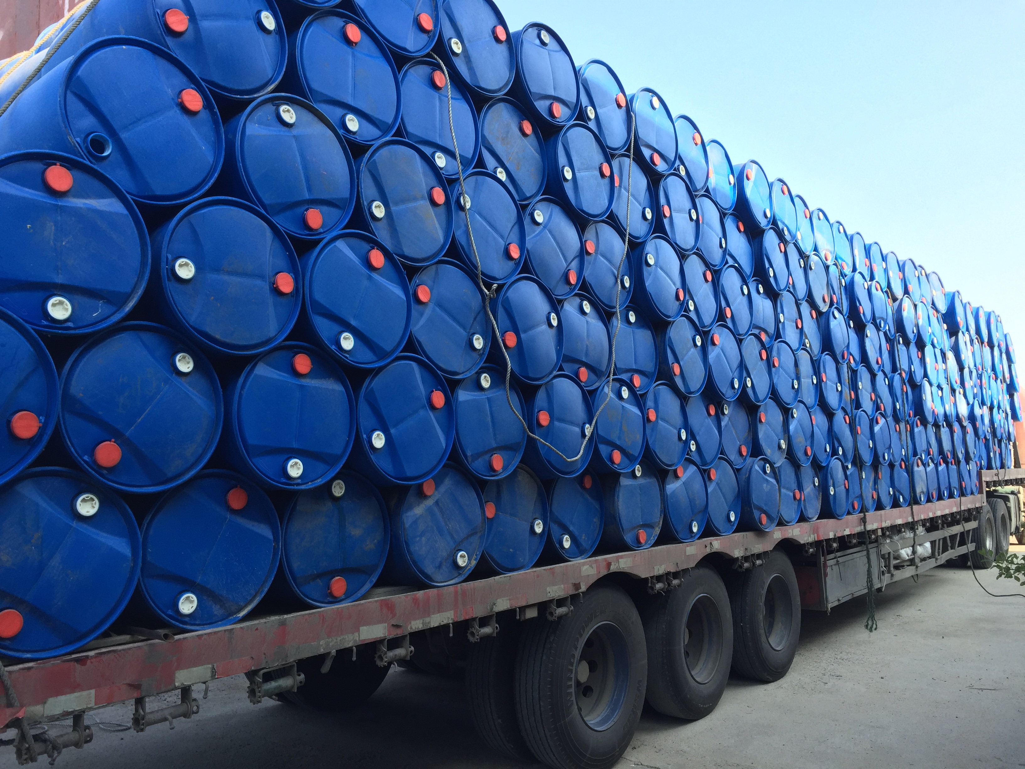 200L塑料桶_1000L吨桶价格_200L塑料桶供应商_山东200L化工专用桶厂家