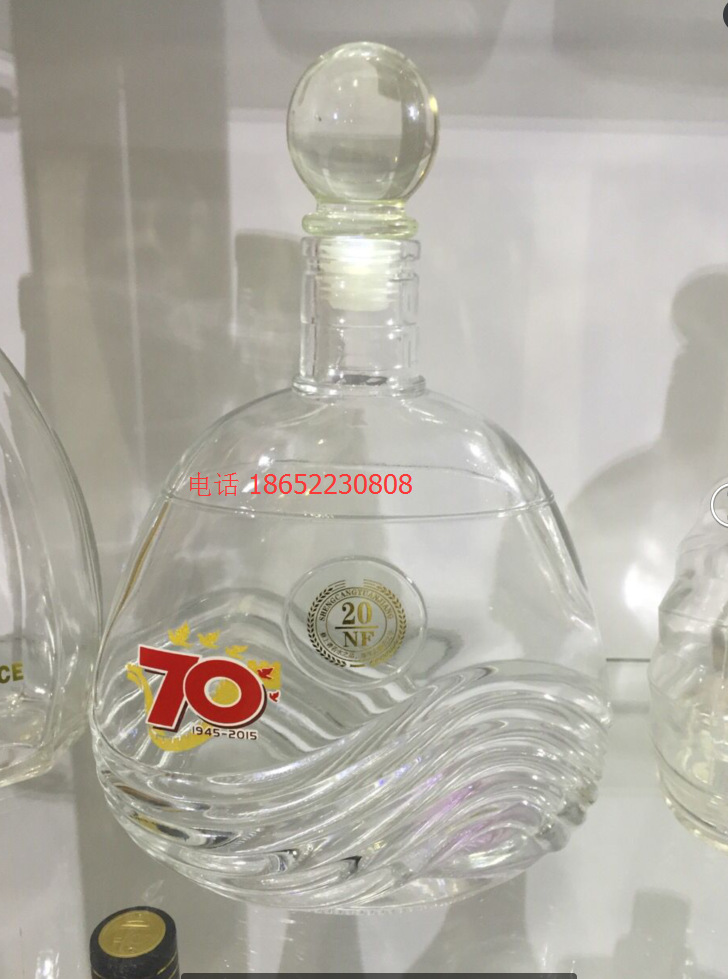 徐州玻璃瓶工厂晶白料酒瓶500ML烤花晶白瓶洋酒瓶批发价格