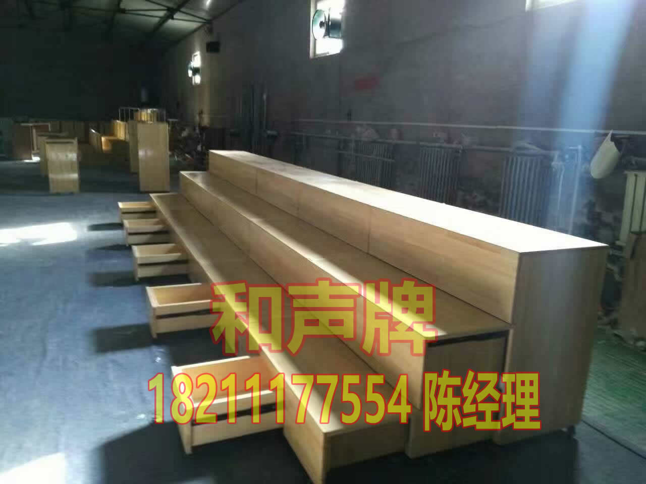 北京音乐教室用可移动伸缩合唱台 樟子松实木合唱台阶
