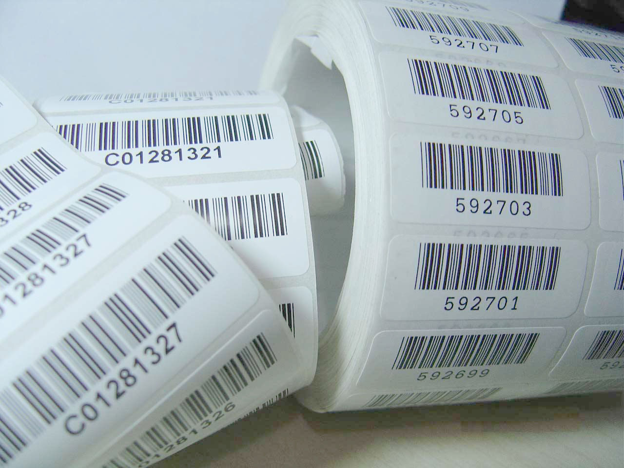 厂家专业定制条码标签不干胶透明贴纸标签印刷价格名片定制印刷名片价格批发特种图片