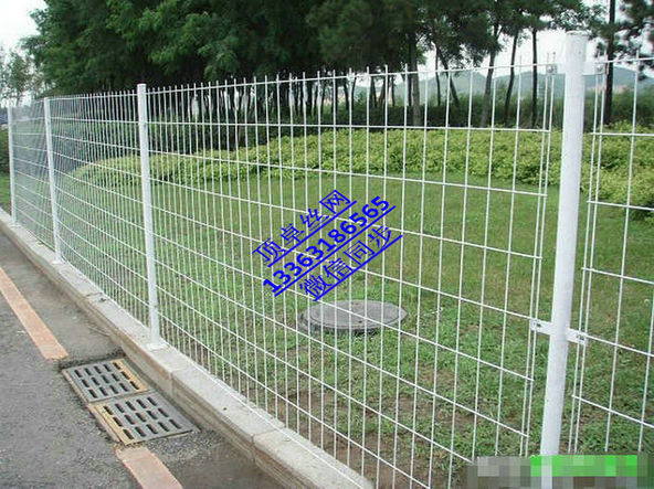 园林防护网 铁路护栏网 公路护栏