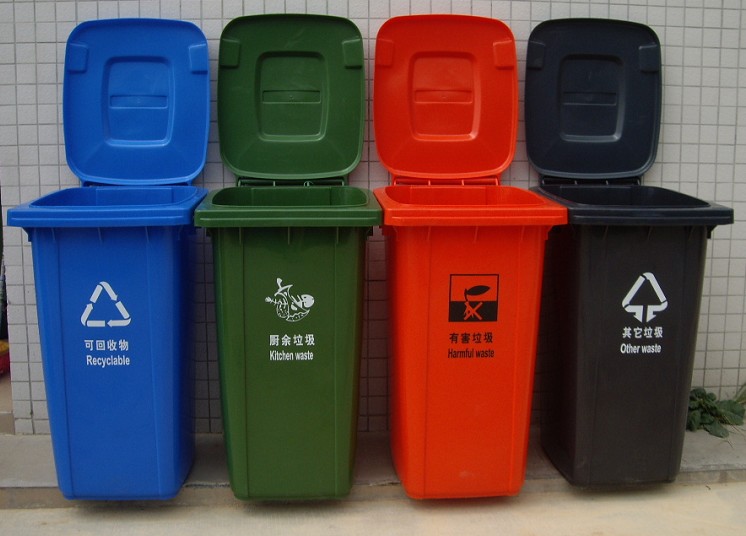 济宁市环卫垃圾桶注塑机厂家厂家