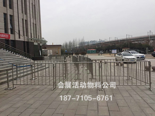 武汉出租不锈钢铁马开业开盘活动围栏物料 护栏出租