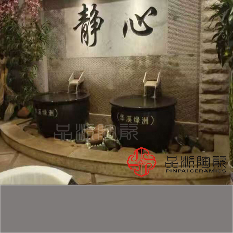 景德镇定制加工极乐汤陶瓷泡澡缸的图片