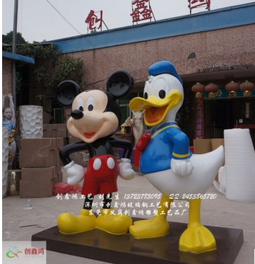 惠州唐老鸭米老鼠玻璃钢卡通动漫雕塑供应商直销图片