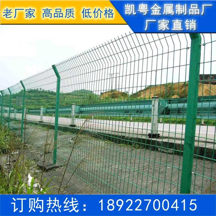 高速公路围栏网 铁路专用护栏网 中铁合作生产护栏厂家
