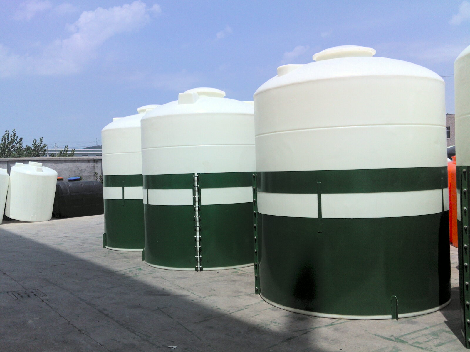 四川40吨塑料储水罐多少钱赛普40吨塑料储水罐水箱厂家直销图片