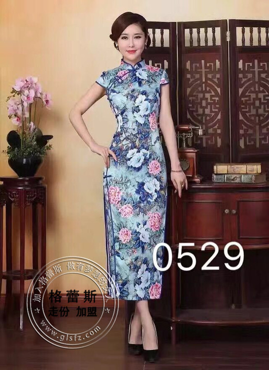 中国风旗袍女装 时尚品牌折扣服装批发