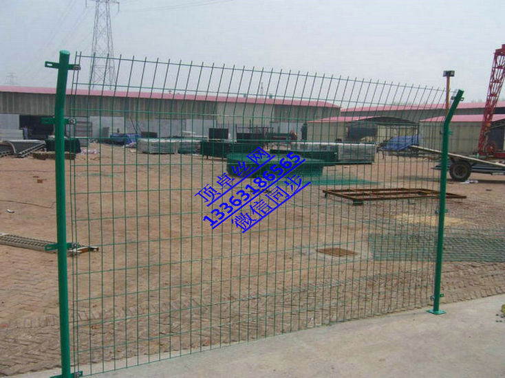 陕西咸阳护栏网厂家 铁丝网围栏图片