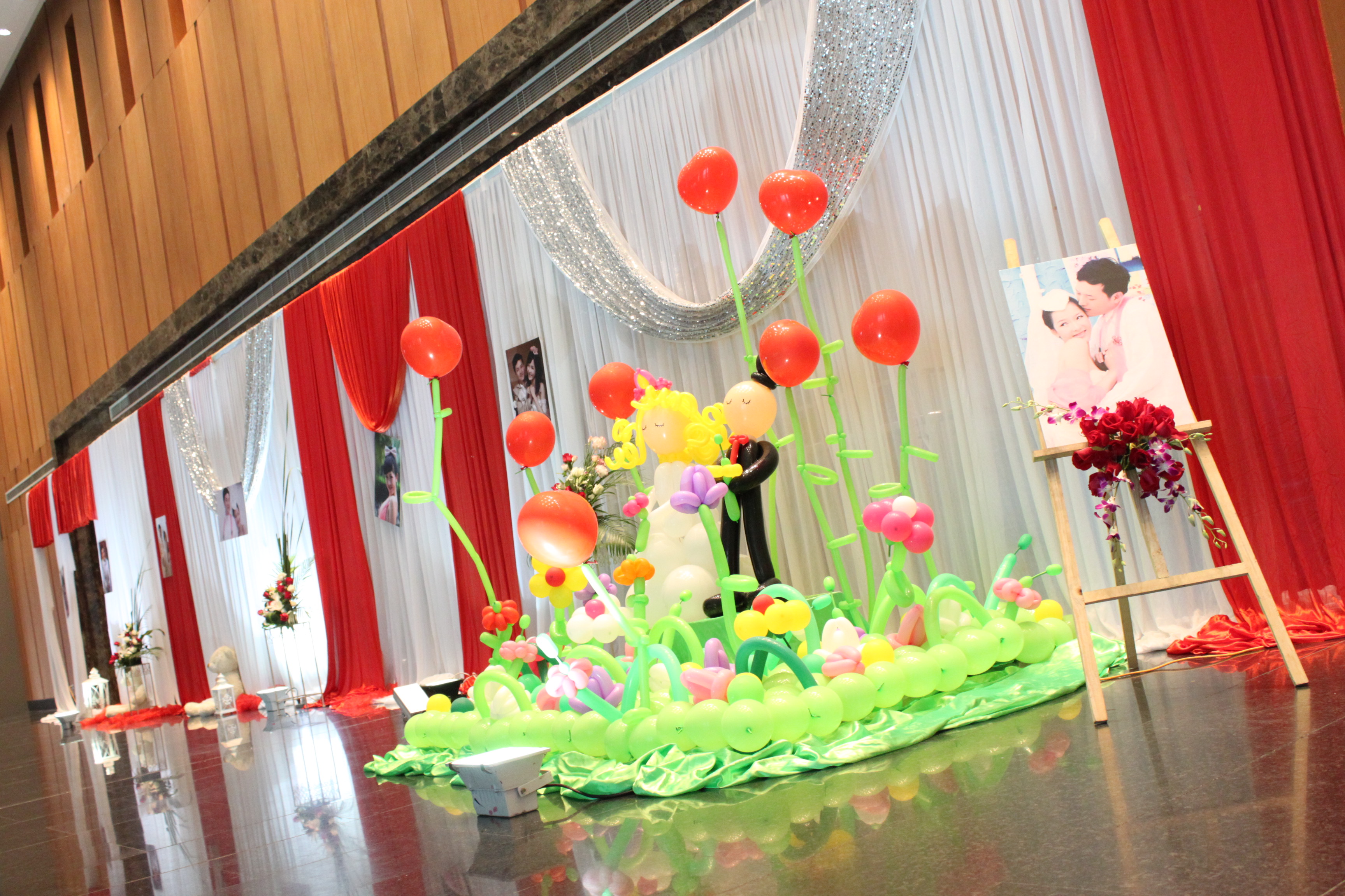 北京婚房气球婚礼气球布置@北京婚庆气球@背景氦气球放飞