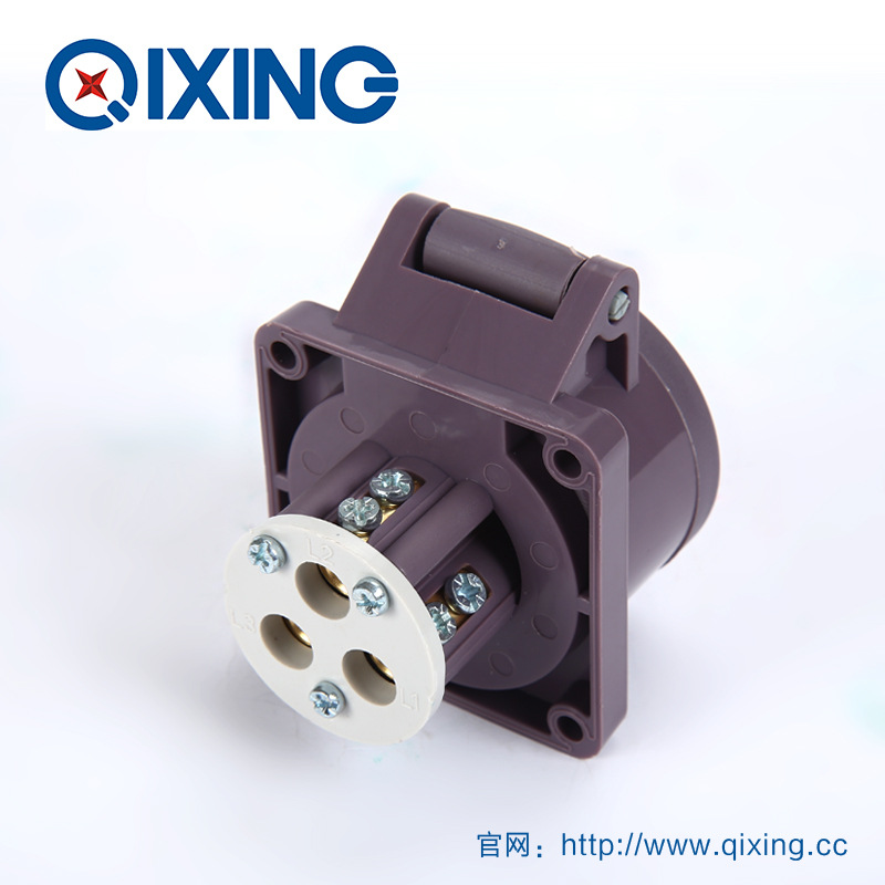 启星QX610 低压工业插座 16A 3P 有3C认证