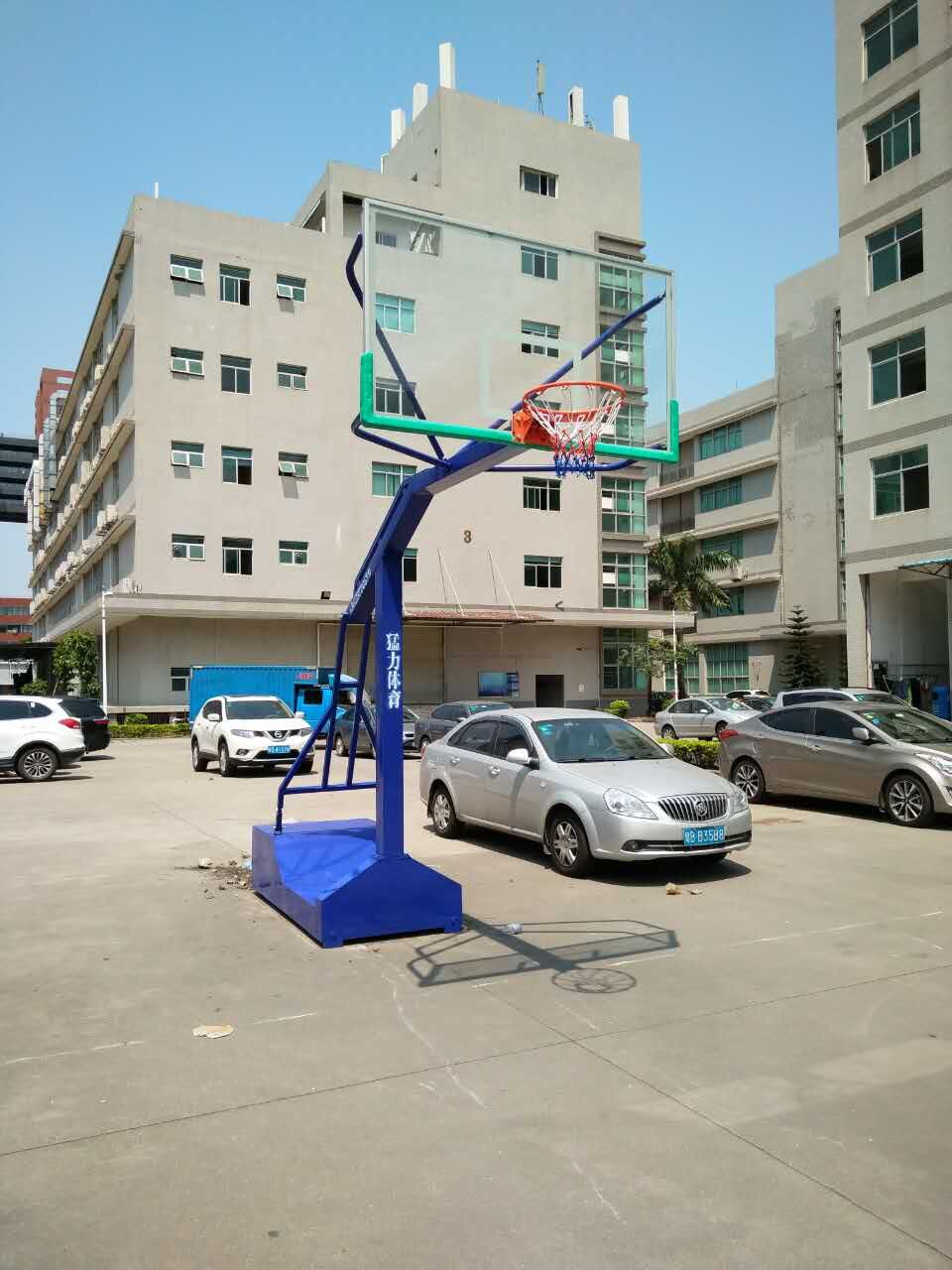 深圳可移动户外室外篮球架送货安装批发