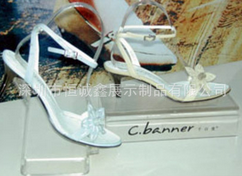 广州亚克力鞋架厂家批发亚克力展示架出售价格展示架生产厂家女士鞋架供应商图片