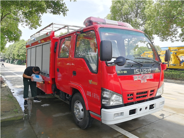 国五庆铃3.5吨水罐消防车  庆铃3.5吨消防车