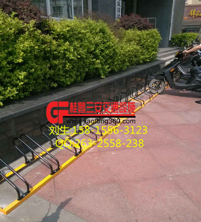 加固型免支撑绿道通品牌碳素钢卡位式自行车停放架 卡位式自行车停车架