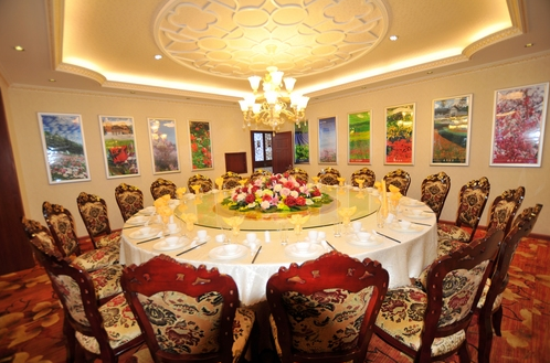 天津酒店可折叠圆桌   可拼装大圆桌  可对拼餐桌椅 天津可折叠 拼装 酒店餐桌椅
