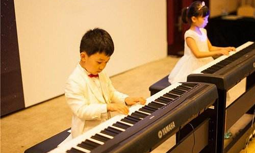 学电子琴  上海学电子琴 上海电子琴 培训 上海电子琴培训 为何选择上海好莱