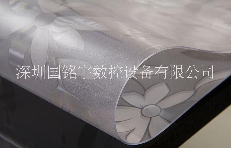 深圳市透明软玻璃桌布裁切机厂家供应大幅面透明软玻璃桌布裁切机，PVC软玻璃裁剪机