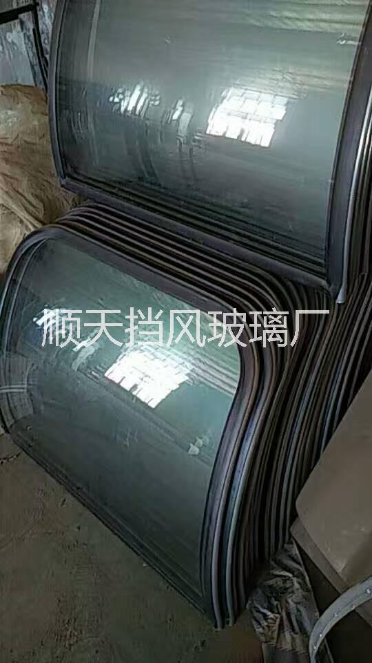 河北钢化玻璃厂家 钢化玻璃报价 三轮车遮阳棚定制 广西广东地区通用挡风玻璃  圆角