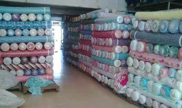 深圳龙岗回收工厂处理毛料棉纱线 库存积压纺织材料回收