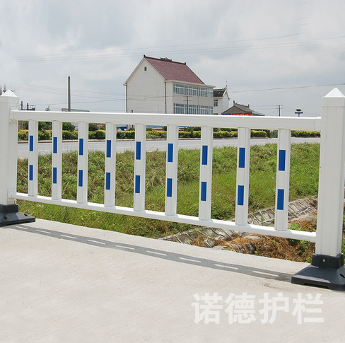 厂家生产定制 锌钢公路  锌合金防撞道路防护栏 道路护栏图片