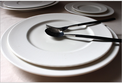 外贸陶瓷西餐盘简约纯白色水波纹西式盘子早餐盘牛排盘草帽盘骨碟