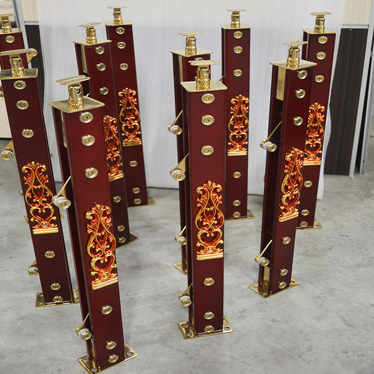 龙泰梯业不锈钢楼梯立柱生产 不锈钢铝花夹木立柱配件厂家