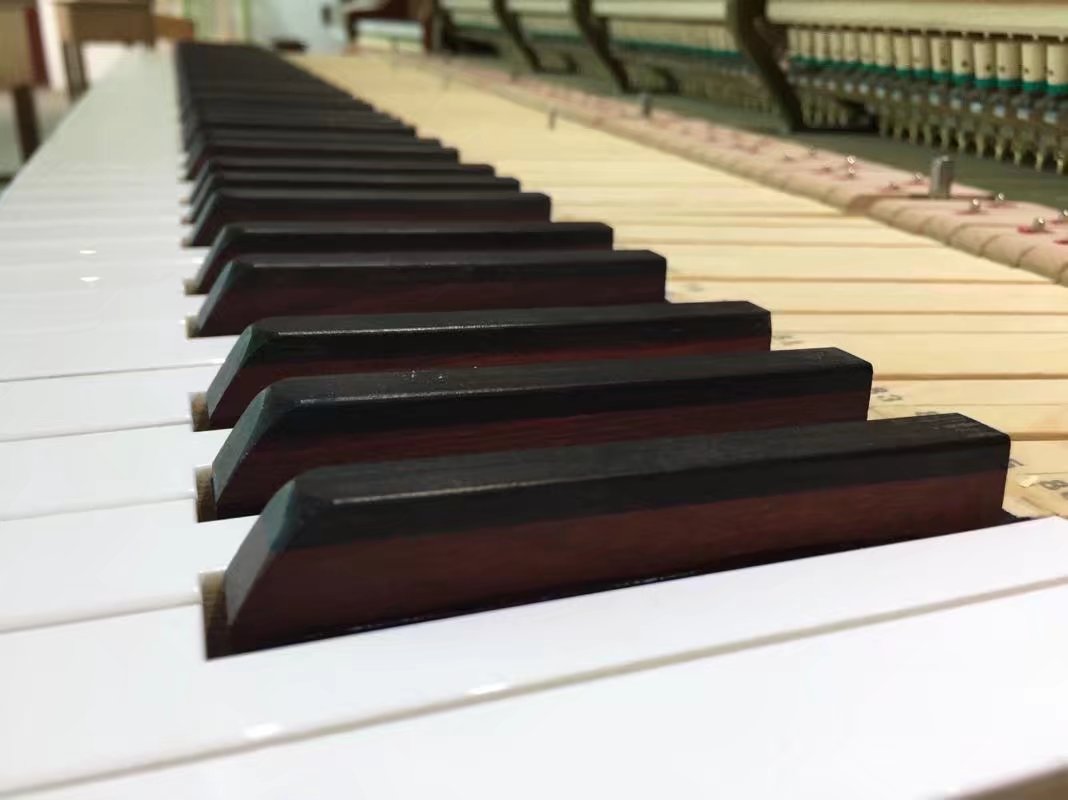 德温斯坦钢琴批发价格 三角琴汽车琴厂家供应价格 三角琴汽车琴厂家生产