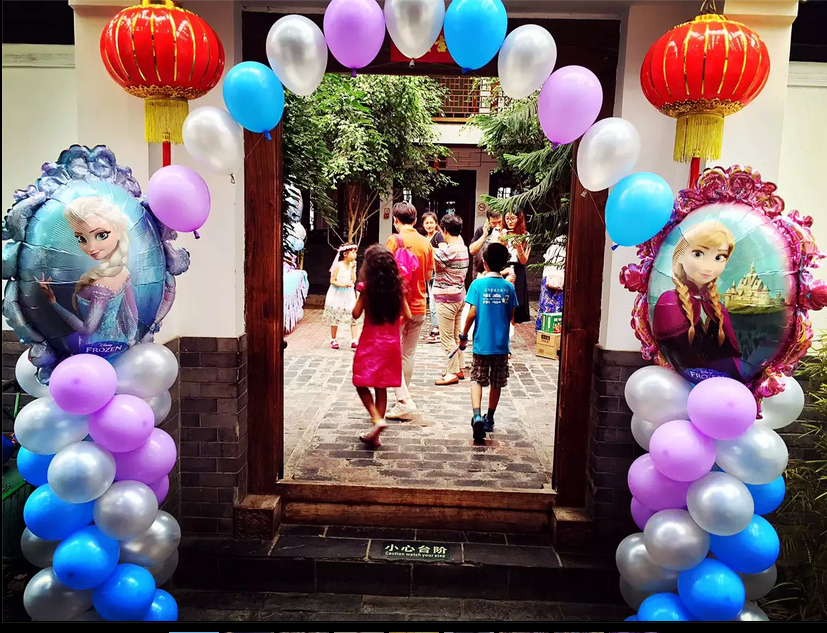 北京商场气球布置，公司活动气球布置，批发进口氦气球，气球造型