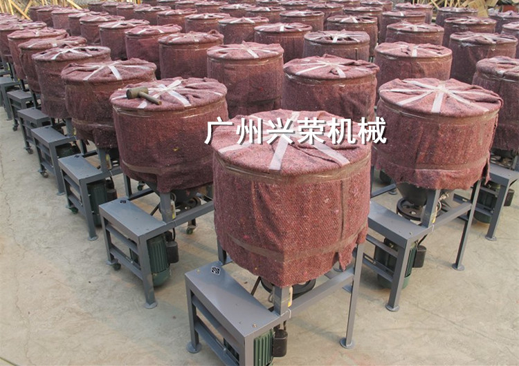 广州兴荣小型饲料搅拌机移动式厂家广州兴荣小型饲料搅拌机移动式