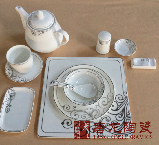 景德镇陶瓷餐具厂家家用礼品汤碗碟套装