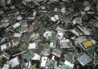 深圳废旧物资回收公司回收铝钴纸收购废旧五金电子金属废料图片