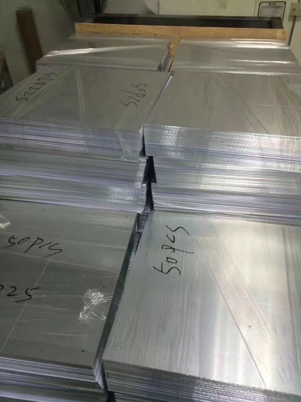 深圳厂家专业生产LED铝基板 玻纤板1170*10*1.0 PCB贴片铝基板 LED铝基板 .玻纤板