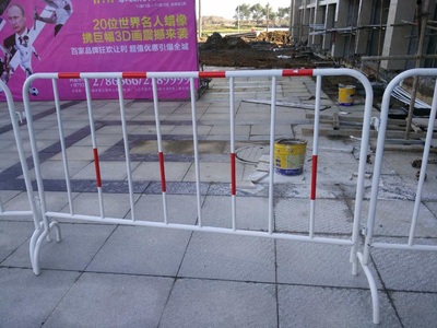 哈尔滨市市政道路护栏 铁马护栏交通施工厂家