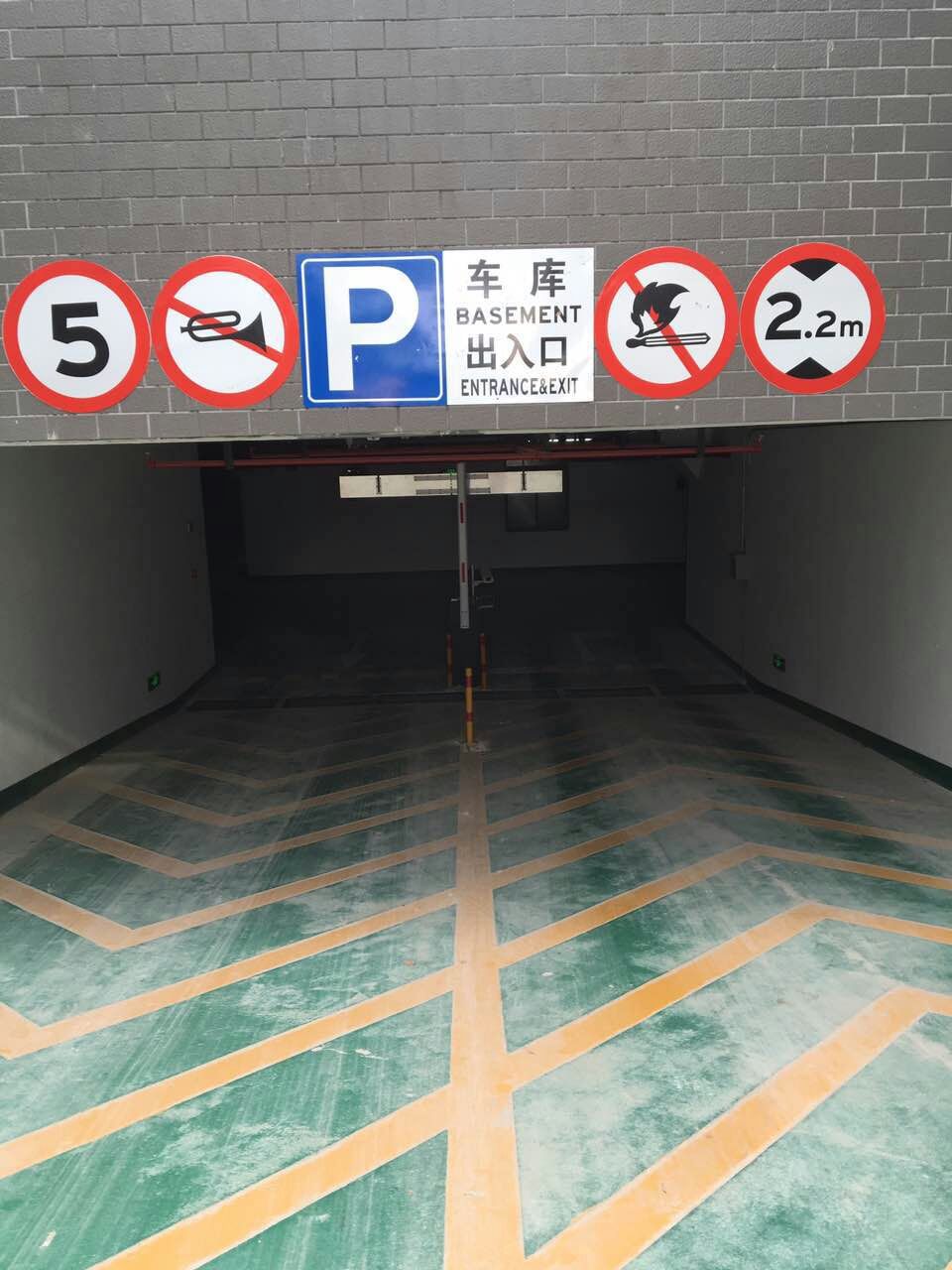 广州道路划线道路安全设施交通标示厂家