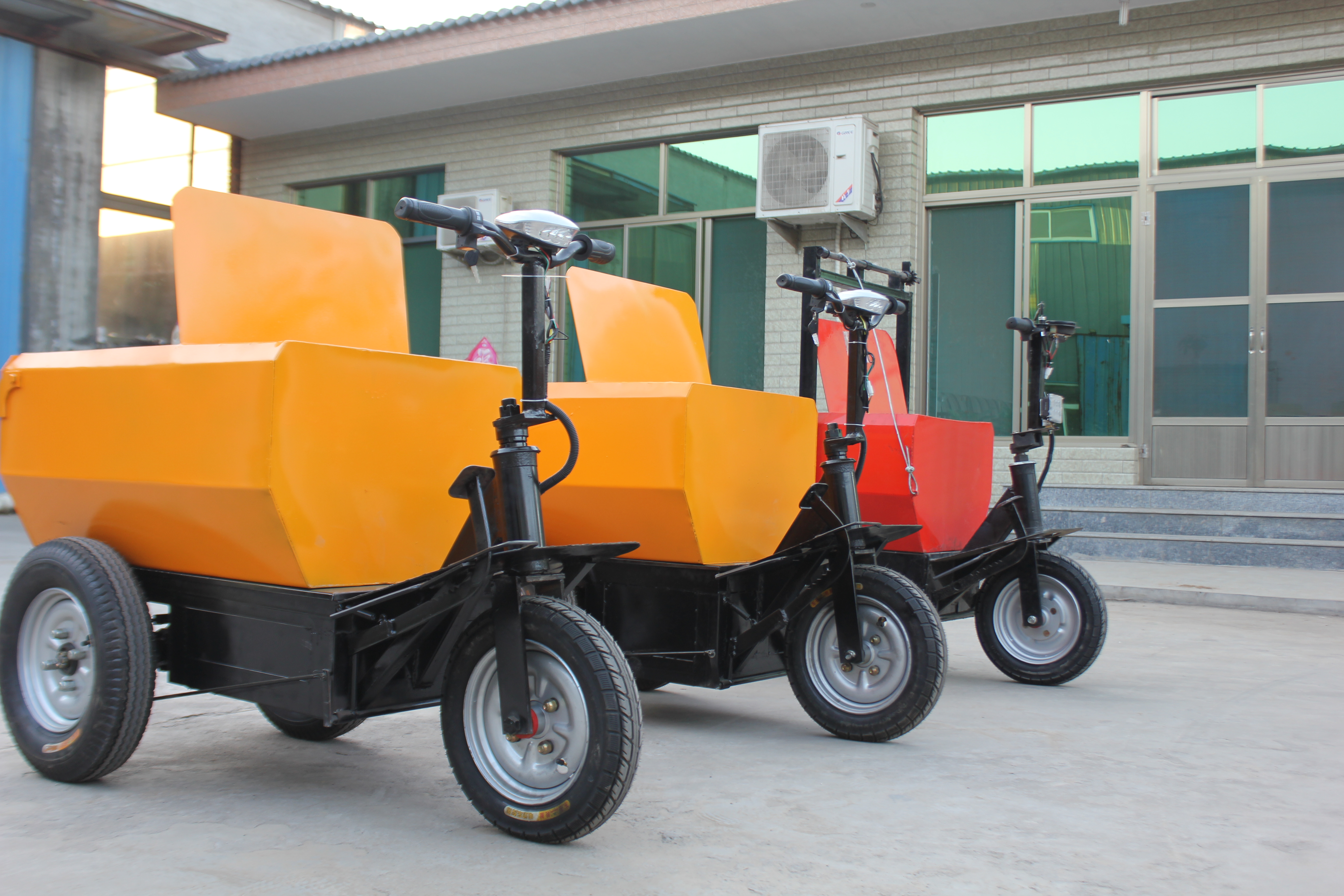 建筑工程三轮车 小型自卸翻斗车 载重运输车 养殖场饲料车