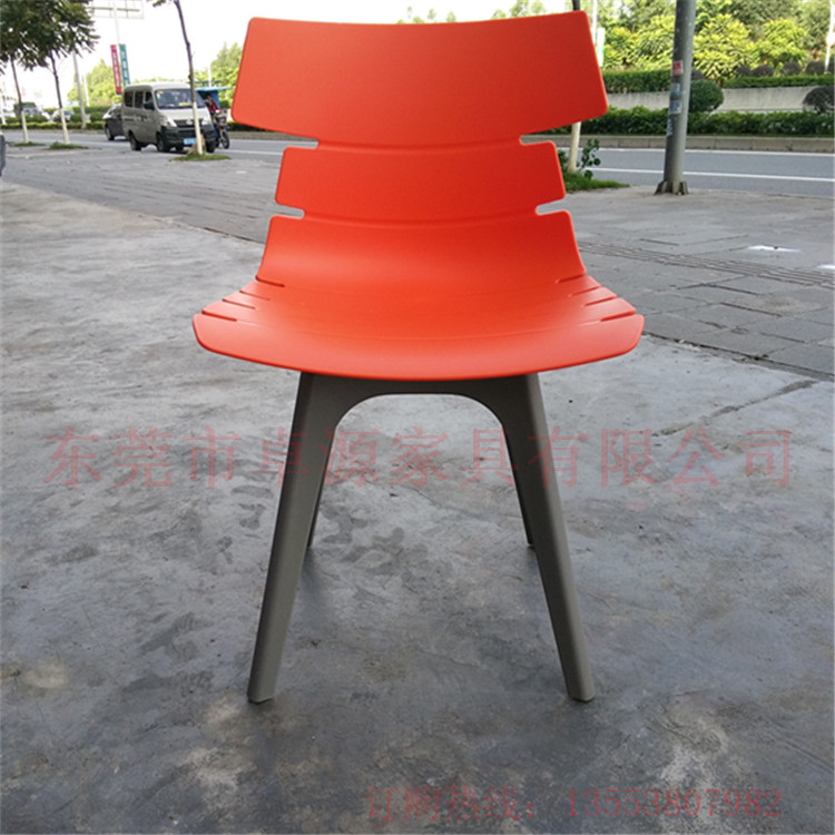 东莞市PP塑料椅 餐椅厂家供应简约时尚环保塑料餐椅个性靠背椅写字椅 PP塑料椅 餐椅