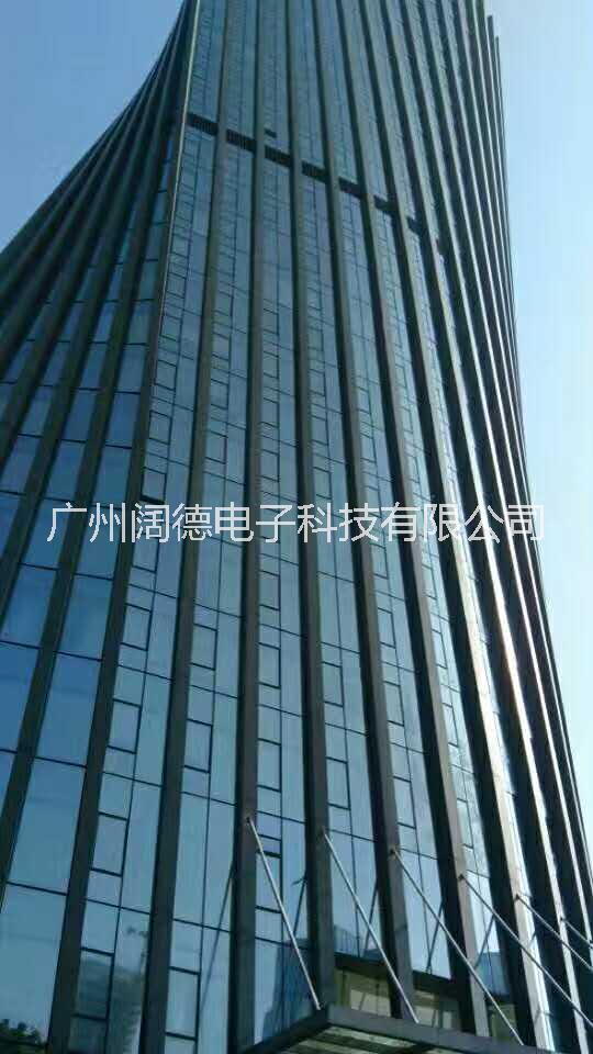 广州幕墙玻璃高空更换打胶加固维修