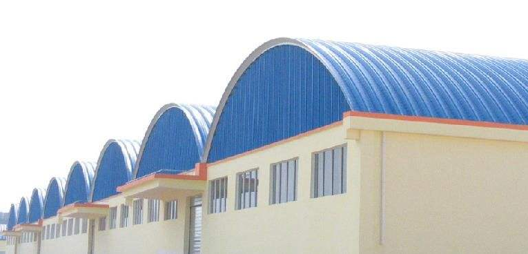 拱形钢结构施工厂家_拱形波纹钢屋盖安装