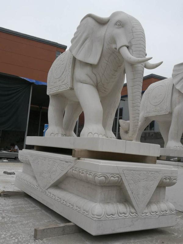 汉白玉大象便宜出售石雕大象图片