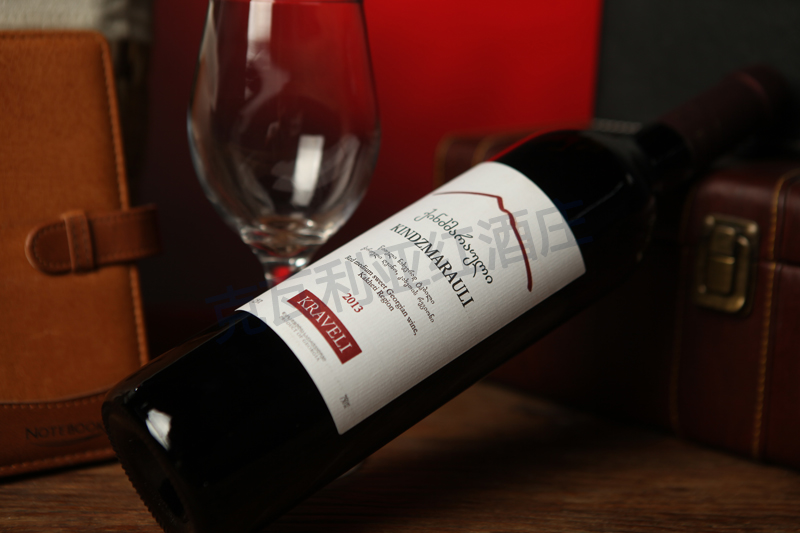 克瓦利亚萨伯拉维半甜红葡萄酒图片