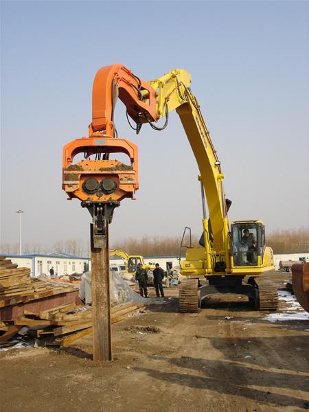 大宇300挖掘机20米加长臂挖机长臂勾机臂标准臂岩石臂