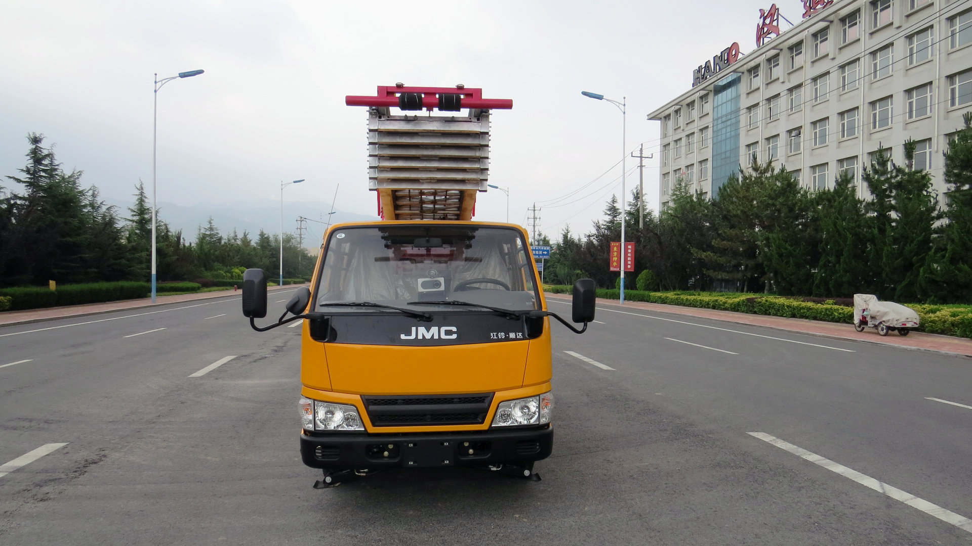 高丽亚28米韩国云梯车 高空运输作业车 云梯搬家车