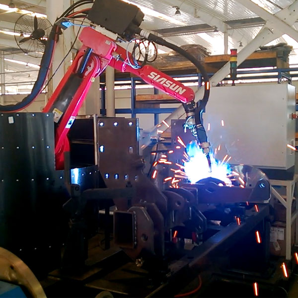 郑州市焊接机器人厂家万达科技一家专业焊接机器人生产厂家,专注焊接多年,经验丰富，弧焊焊接机器人